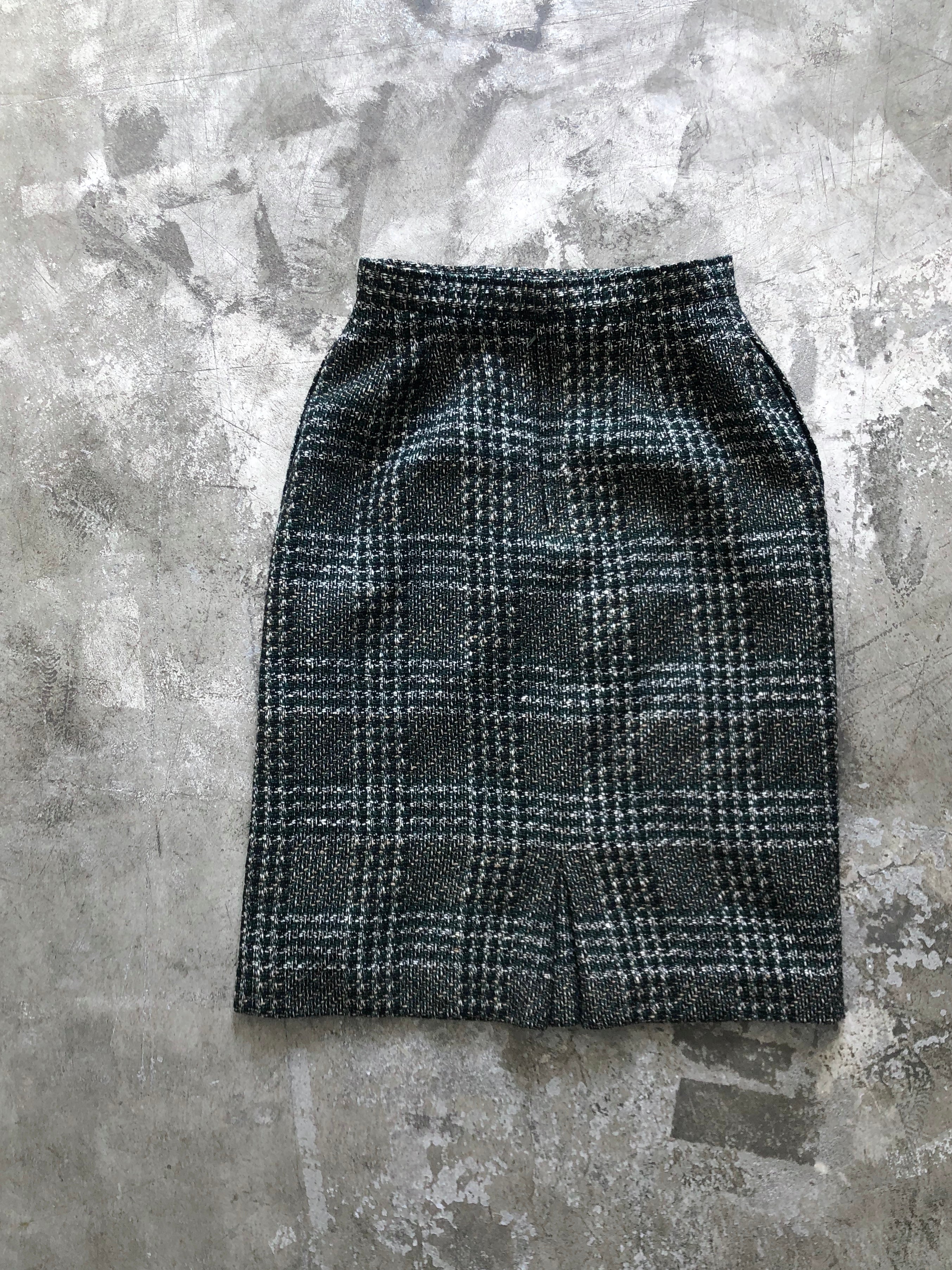 Daks green checker skirt