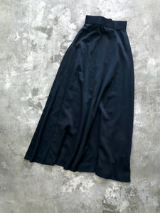 black long skirt